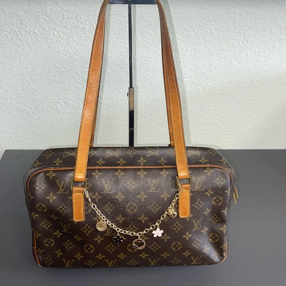 Louis Vuitton Cite GM Monogram Canvas Shoulder Bag - Picture 2 of 14